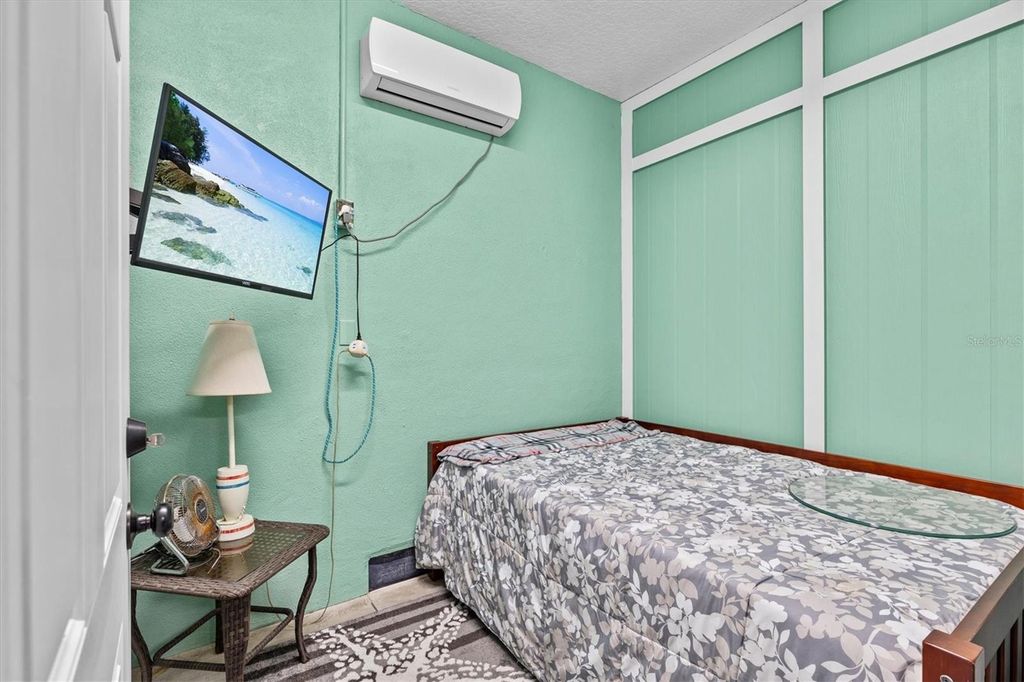 Image 14 of property listing at 6241 COLONY CIRCLE, Weeki Wachee, FL 34607