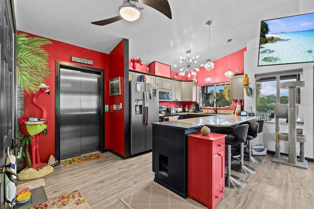 Image 31 of property listing at 6241 COLONY CIRCLE, Weeki Wachee, FL 34607