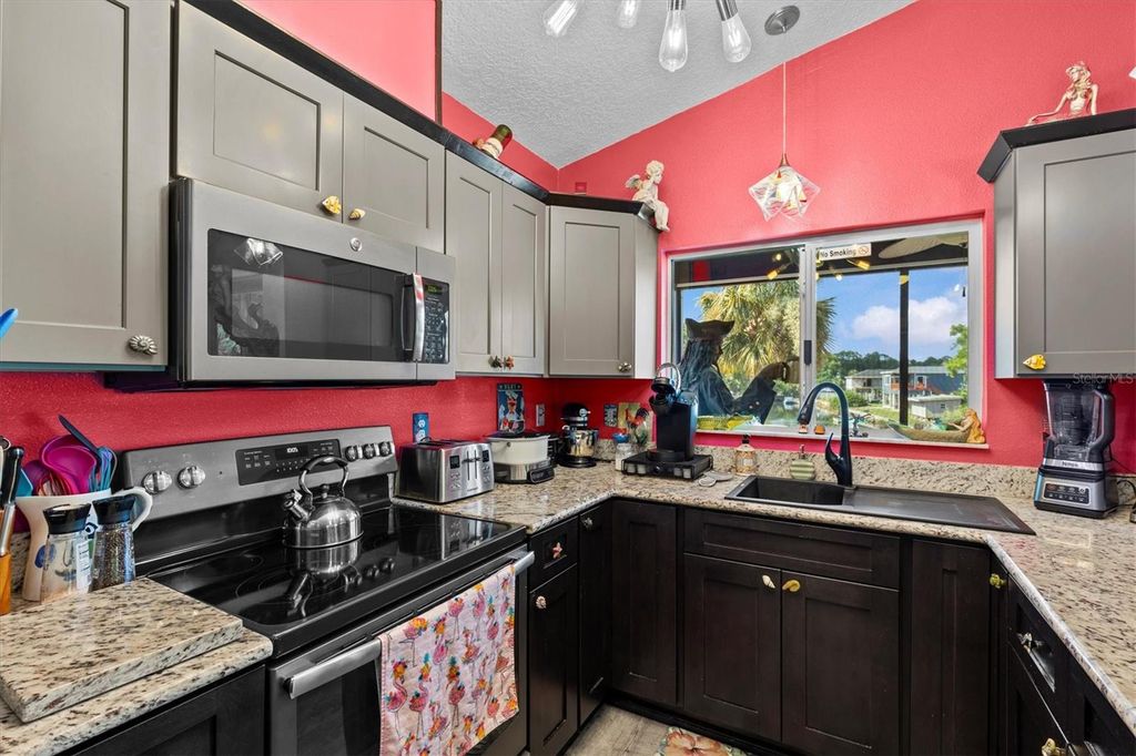 Image 35 of property listing at 6241 COLONY CIRCLE, Weeki Wachee, FL 34607