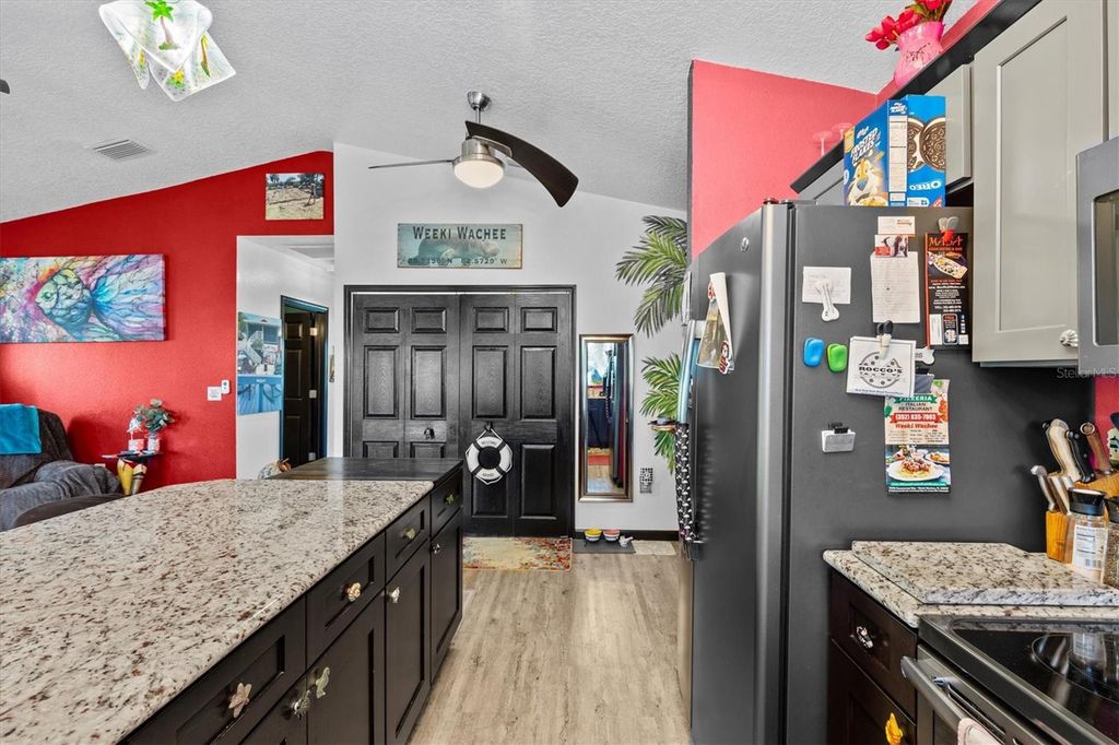 Image 36 of property listing at 6241 COLONY CIRCLE, Weeki Wachee, FL 34607