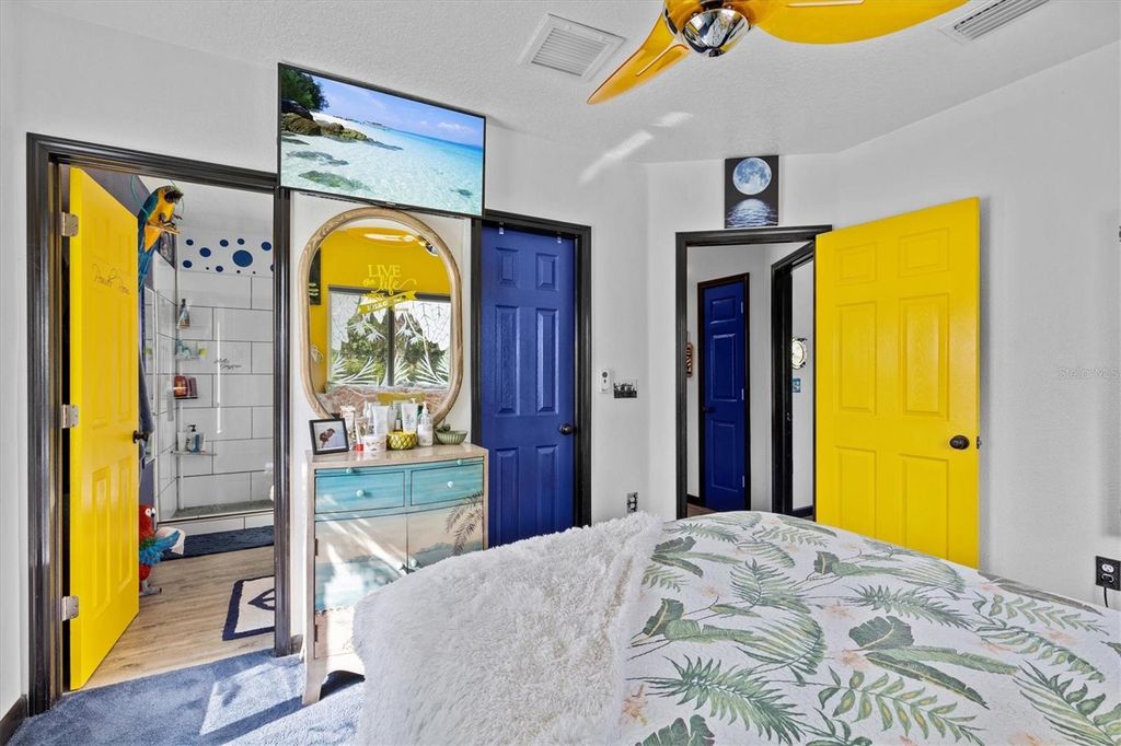 Image 42 of property listing at 6241 COLONY CIRCLE, Weeki Wachee, FL 34607