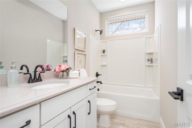 1 SAVANNAH E @ SOUTH POINT ESTATES, Wentzville, MO 63348