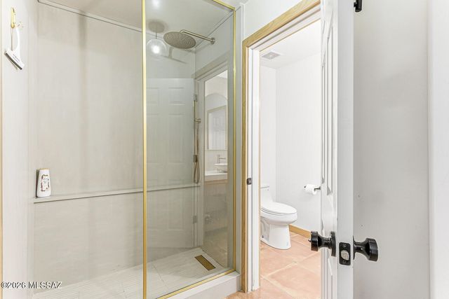 669 W Cholla Crest Drive, Green Valley, AZ 85614