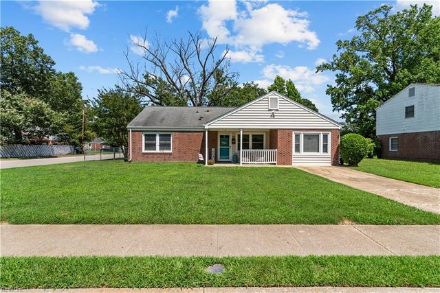 618 Essex PARK, Hampton, VA 23669