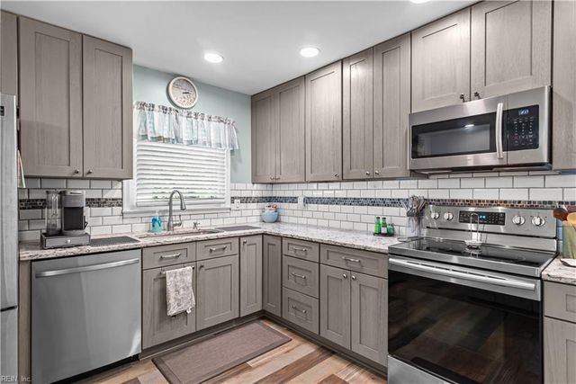 618 Essex PARK, Hampton, VA 23669
