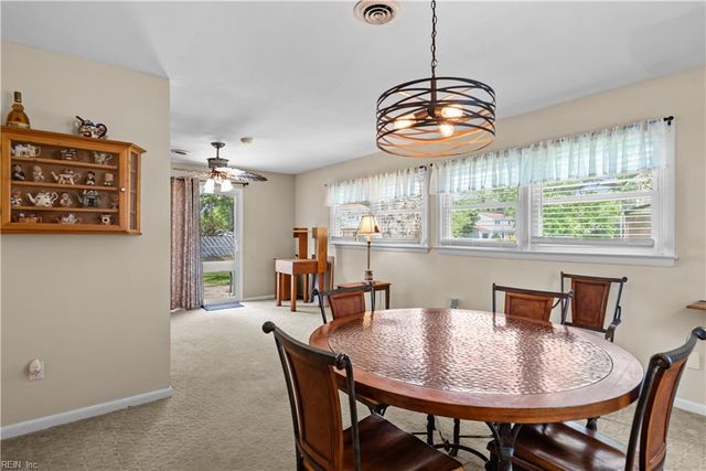 618 Essex PARK, Hampton, VA 23669