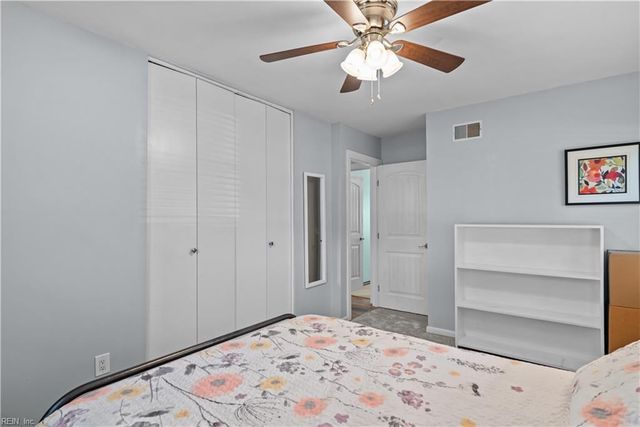618 Essex PARK, Hampton, VA 23669