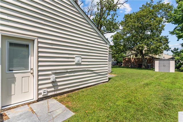 618 Essex PARK, Hampton, VA 23669