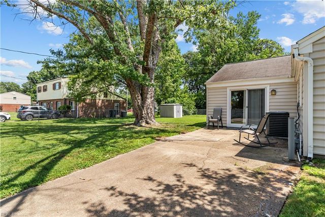 618 Essex PARK, Hampton, VA 23669