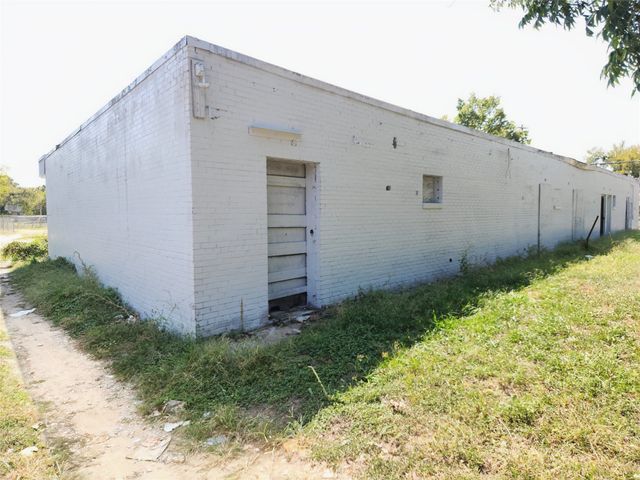4118 Colonial Avenue, Dallas, TX 75215