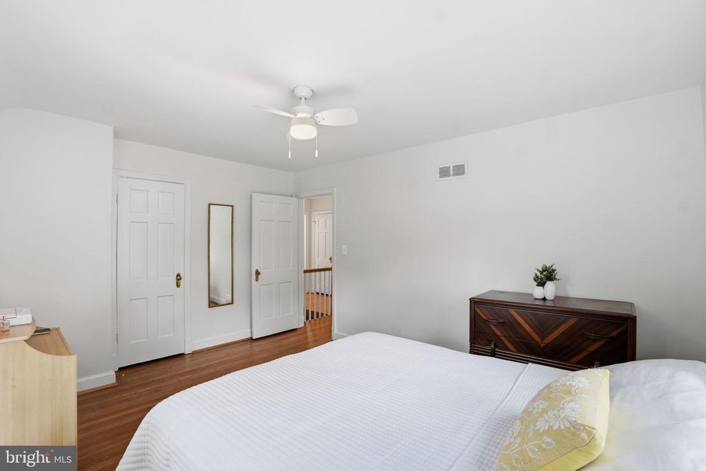 Image 21 of property listing at 9601 BRUCE DR, Silver Spring, MD 20901