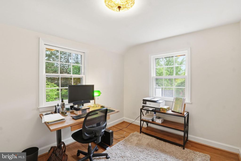 Image 22 of property listing at 9601 BRUCE DR, Silver Spring, MD 20901
