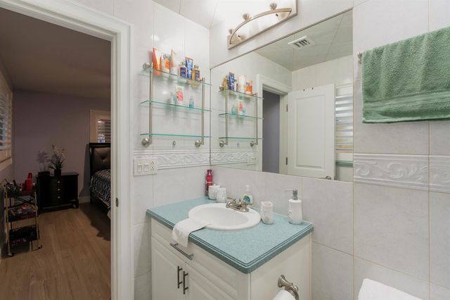 851 SE 5th Avenue, Pompano Beach, FL 33060