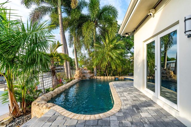 851 SE 5th Avenue, Pompano Beach, FL 33060