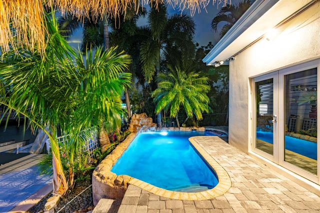 851 SE 5th Avenue, Pompano Beach, FL 33060
