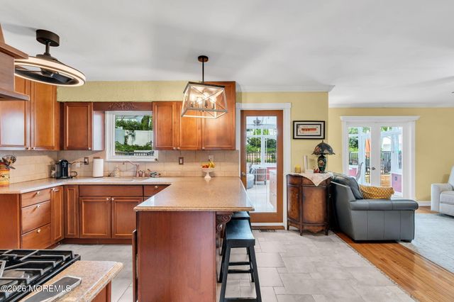 25 Gladiola Drive, Howell, NJ 07731