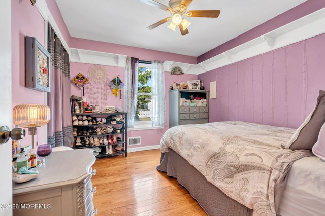 25 Gladiola Drive, Howell, NJ 07731