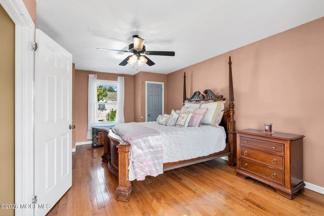 25 Gladiola Drive, Howell, NJ 07731