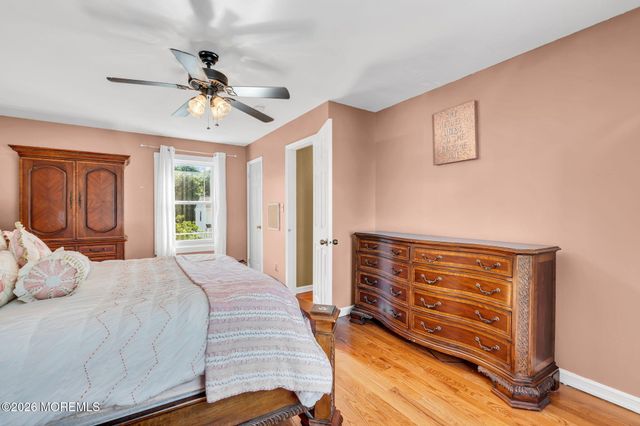 25 Gladiola Drive, Howell, NJ 07731