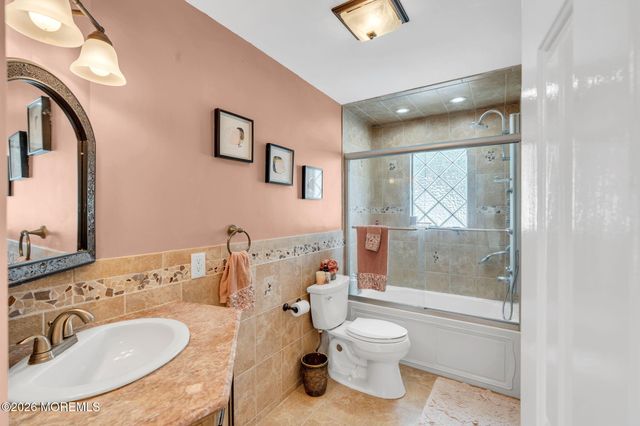 25 Gladiola Drive, Howell, NJ 07731