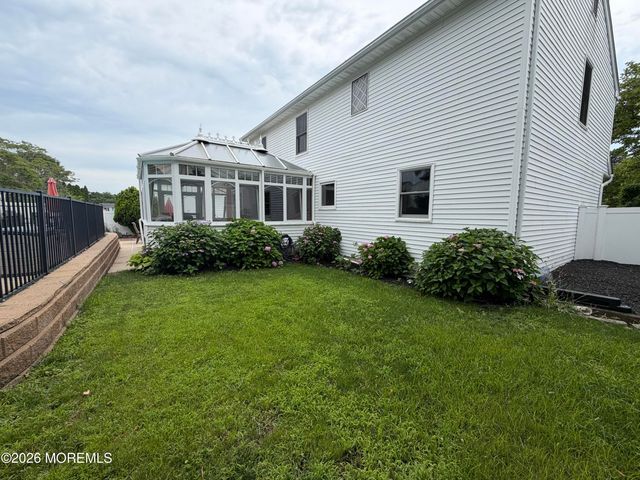 25 Gladiola Drive, Howell, NJ 07731