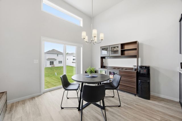 6031 8th Street W, West Fargo, ND 58078