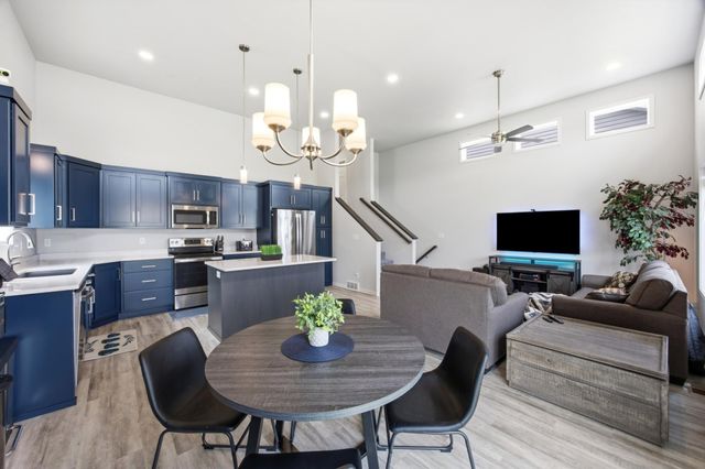 6031 8th Street W, West Fargo, ND 58078