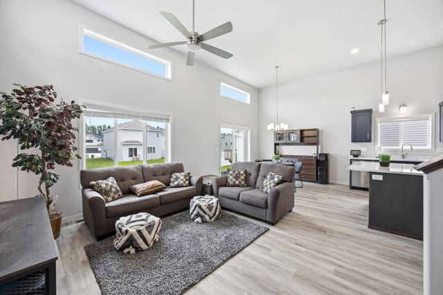 6031 8th Street W, West Fargo, ND 58078