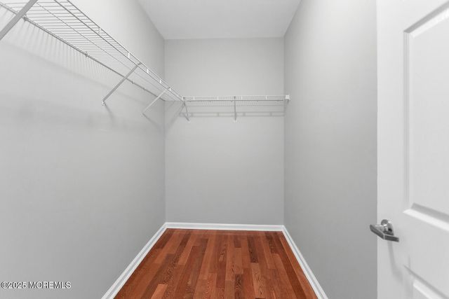 325 Regency Place, Woodbridge, NJ 07095