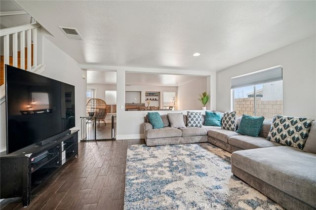 45614 Barham, Lancaster, CA 93534