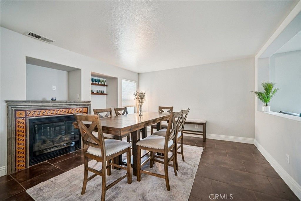 Image 6 of property listing at 45614 Barham, Lancaster, CA 93534