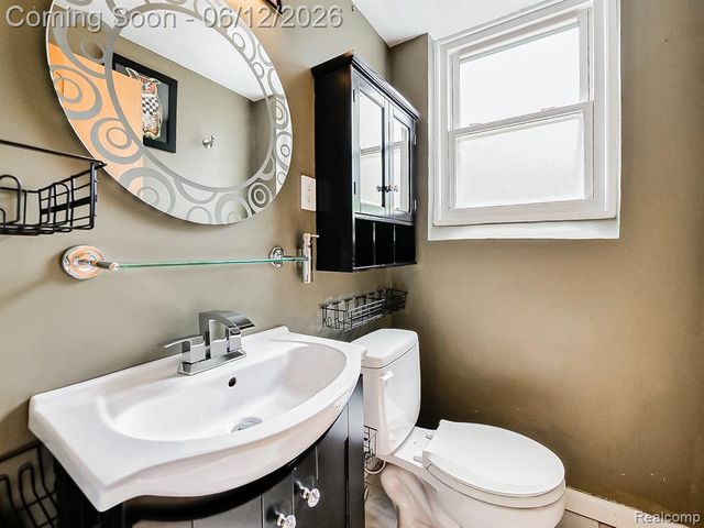 29835 Hillbrook Street, Livonia, MI 48152