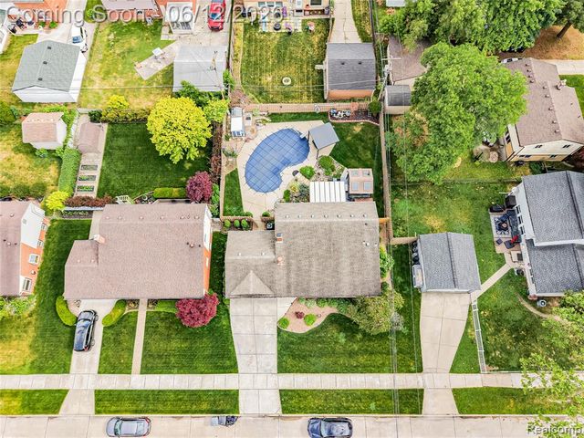 29835 Hillbrook Street, Livonia, MI 48152