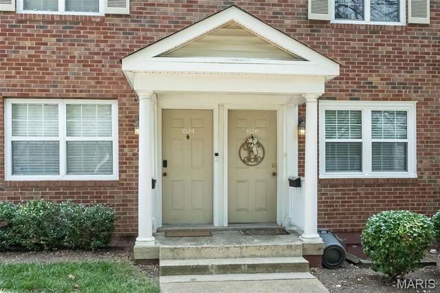1526 Thrush Terrace, St Louis, MO 63144