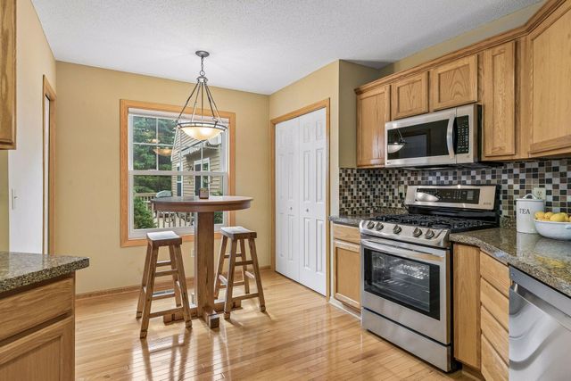 10264 Country Club Alcove, Woodbury, MN 55129