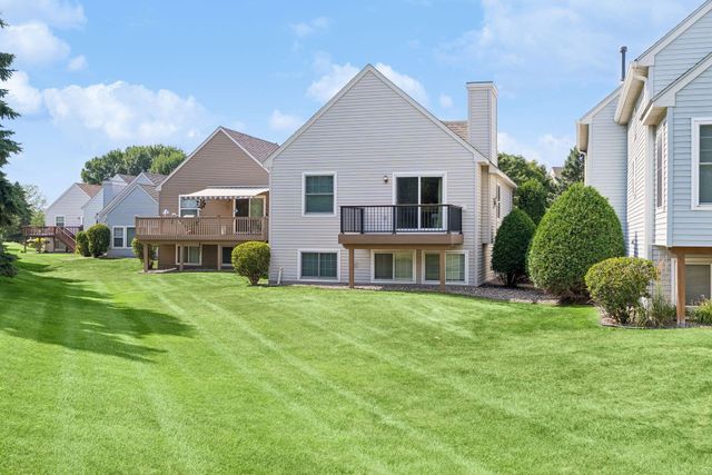 10264 Country Club Alcove, Woodbury, MN 55129