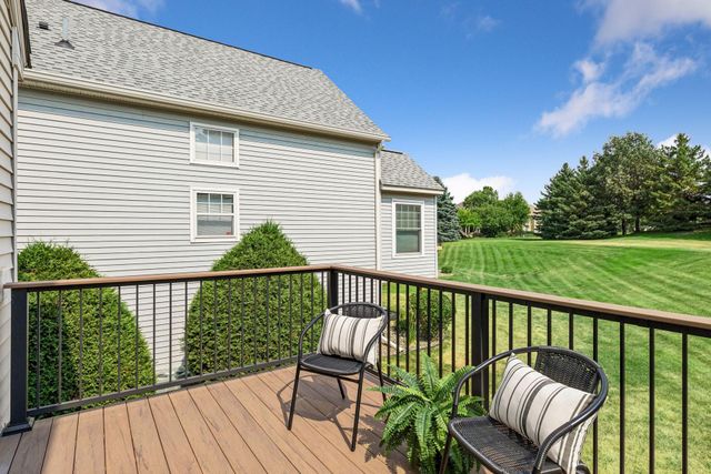 10264 Country Club Alcove, Woodbury, MN 55129