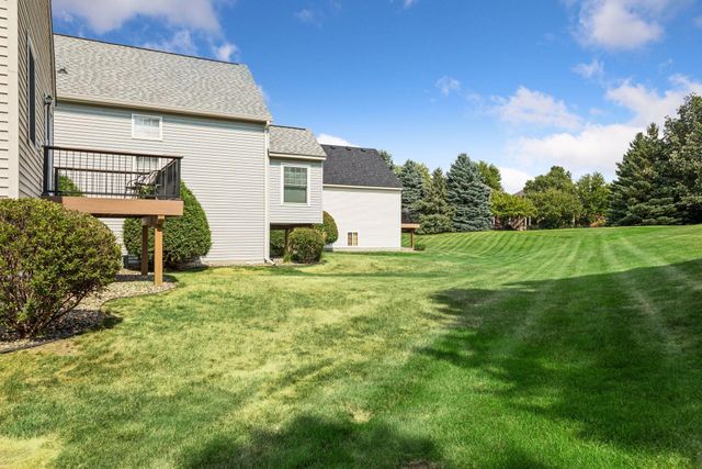 10264 Country Club Alcove, Woodbury, MN 55129