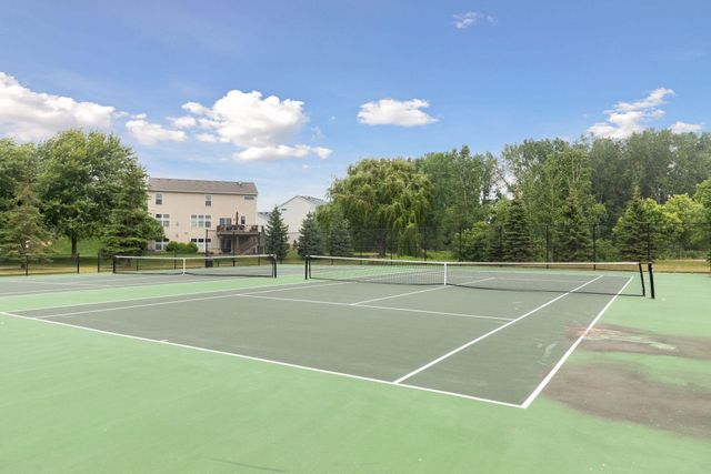 10264 Country Club Alcove, Woodbury, MN 55129