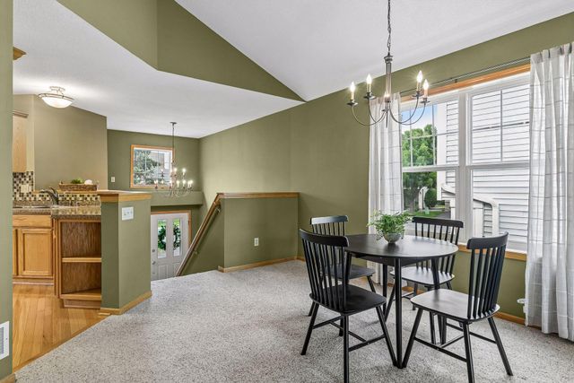 10264 Country Club Alcove, Woodbury, MN 55129