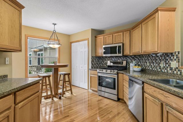10264 Country Club Alcove, Woodbury, MN 55129