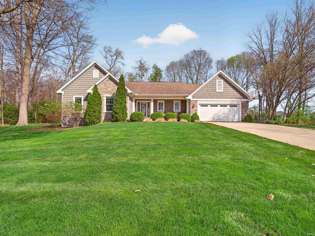 67483 Kensington Drive, Goshen, IN 46526