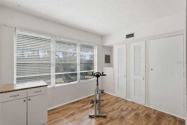 5664 40TH TERRACE N 430, Kenneth City, FL 33709