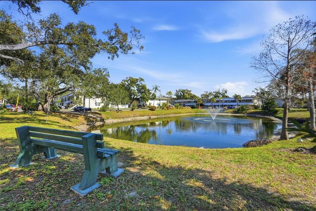 5664 40TH TERRACE N 430, Kenneth City, FL 33709