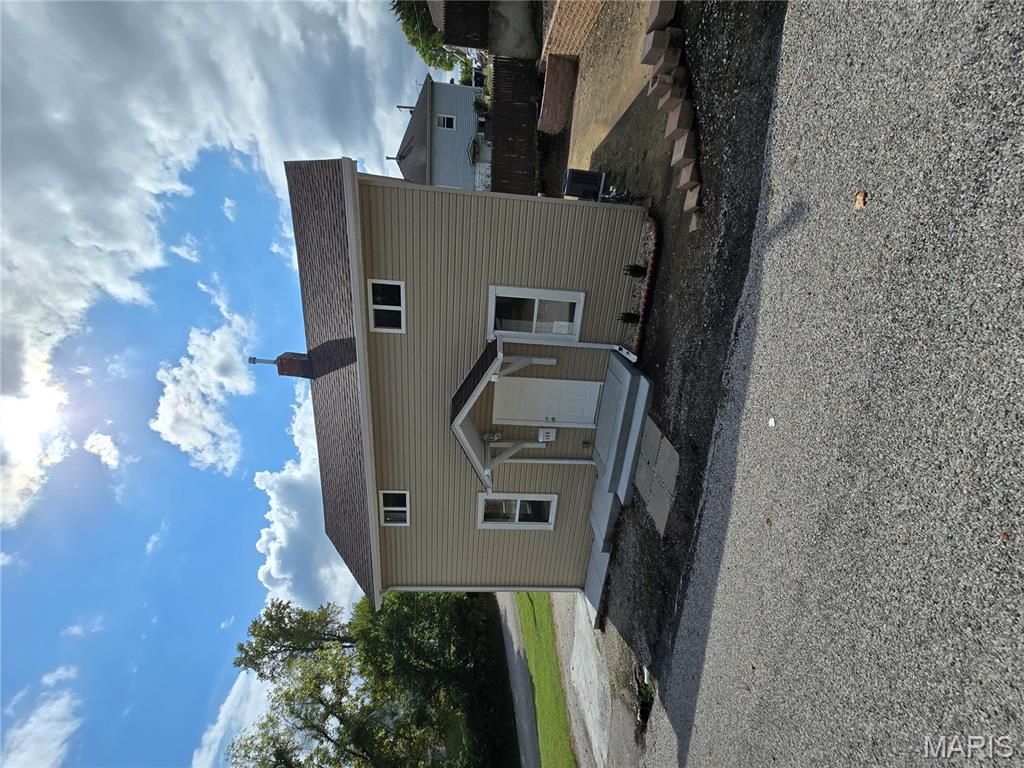 125 S Hesperia Street, Collinsville, IL 62234