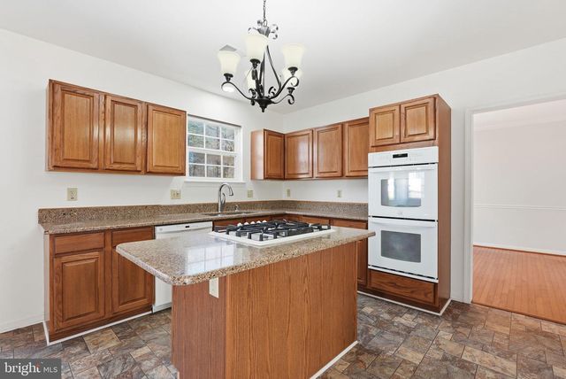 8516 SHORTHILLS DR, Clinton, MD 20735