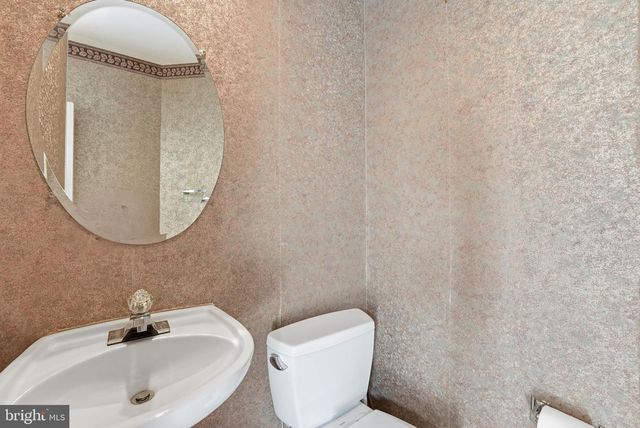 8516 SHORTHILLS DR, Clinton, MD 20735