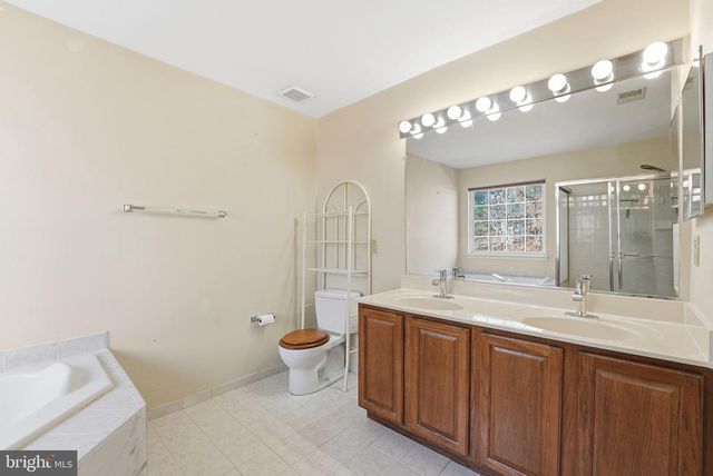 8516 SHORTHILLS DR, Clinton, MD 20735