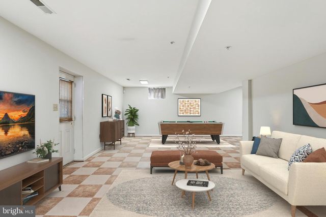 8516 SHORTHILLS DR, Clinton, MD 20735