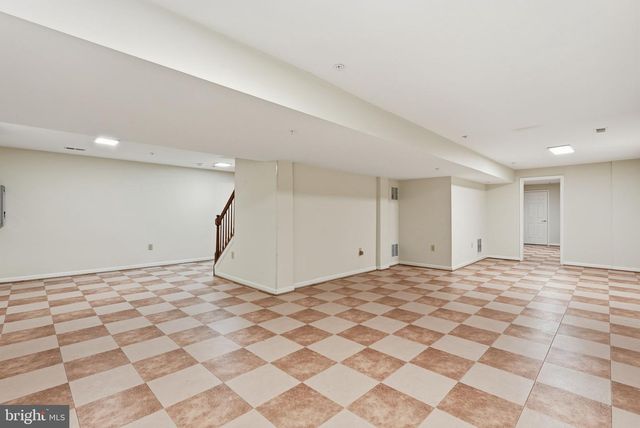 8516 SHORTHILLS DR, Clinton, MD 20735